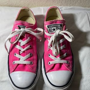 Kids converse pink